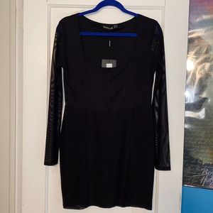 PrettyLittleThing Sheer Mesh Sleeved,Square Neck, Front Binding Detailed Dress